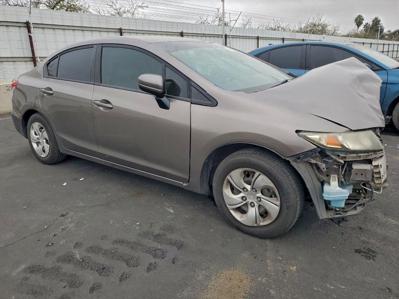 Photo 4 from auction – 2014 HONDA CIVIC LX with VIN 19XFB2F54EE263741