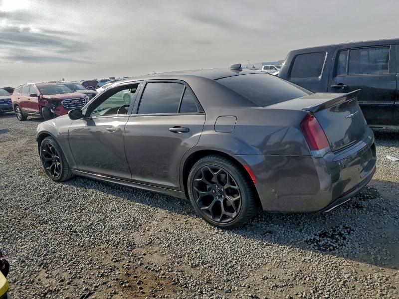 Photo 2 from auction – 2015 CHRYSLER 300 S with VIN 2C3CCABT6FH859748