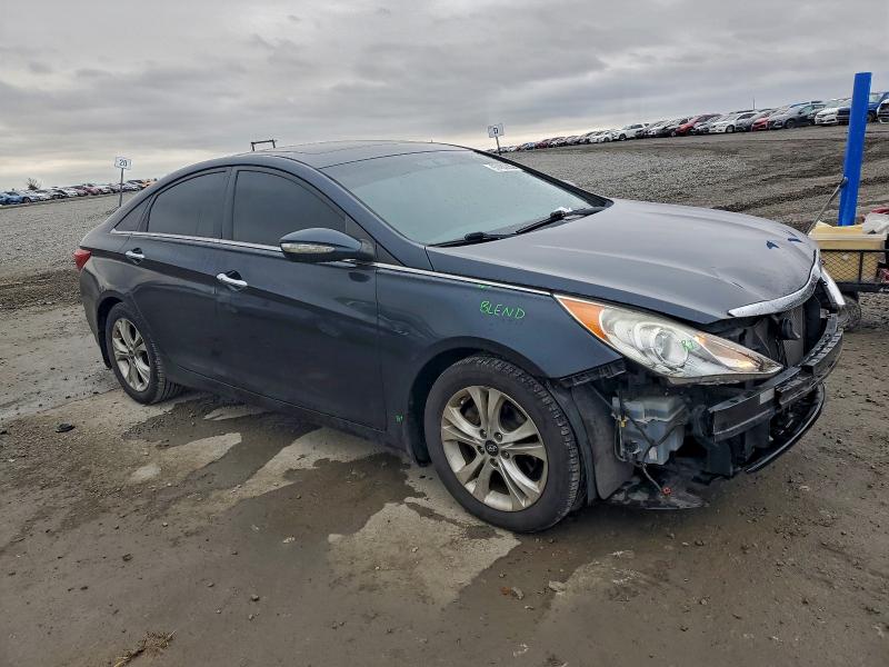 Photo 4 from auction – 2013 HYUNDAI SONATA SE with VIN 5NPEC4AC9DH622859