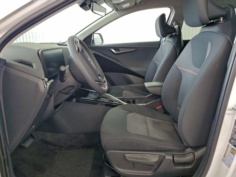Photo 7 from auction – 2026 KIA NIRO LX with VIN KNDCP3LE9T5319955