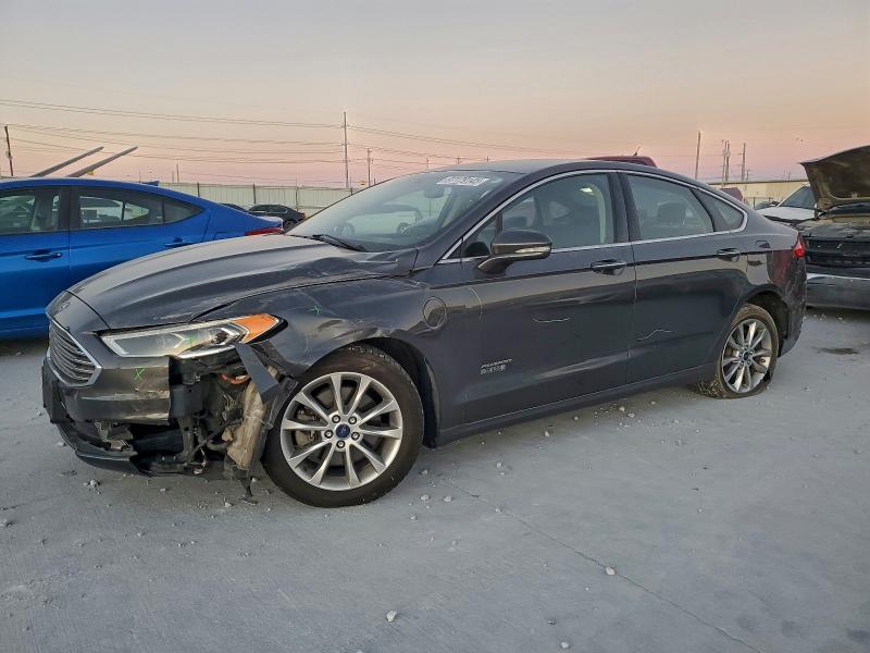 FORD FUSION SE 2017 with VIN 3FA6P0PU7HR191223 - Photo from auction