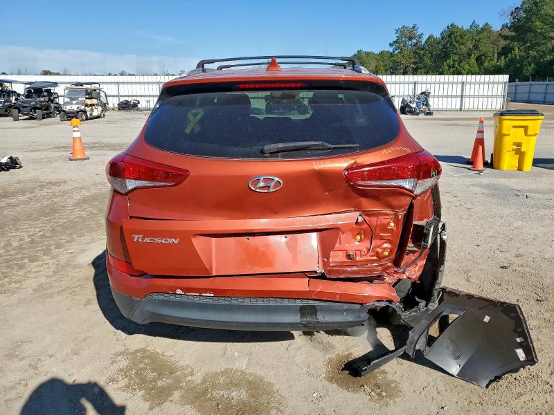 Photo 6 from auction – 2017 HYUNDAI TUCSON LIM with VIN KM8J3CA42HU428201