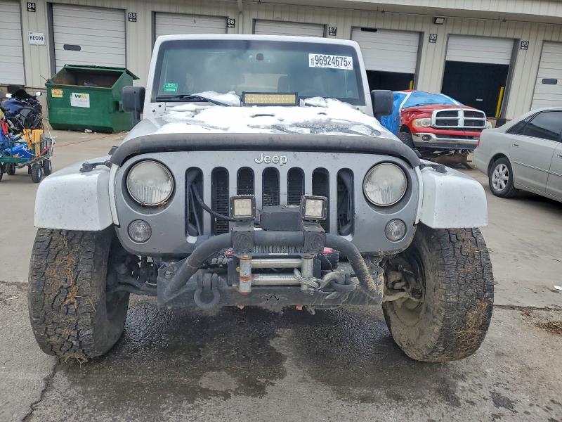 Photo 5 from auction – 2014 JEEP WRANGLER U with VIN 1C4BJWDG7EL167333