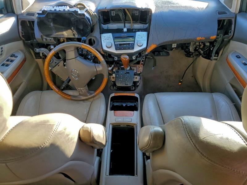 Photo 8 from auction – 2005 LEXUS RX 330 with VIN 2T2HA31U65C053829