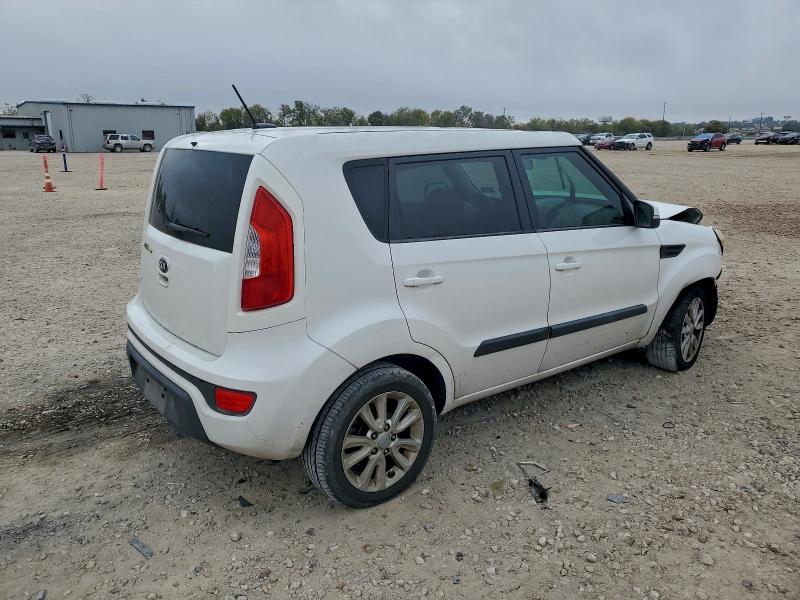 Foto 3 de la subasta – 2013 KIA SOUL + con VIN KNDJT2A68D7533642