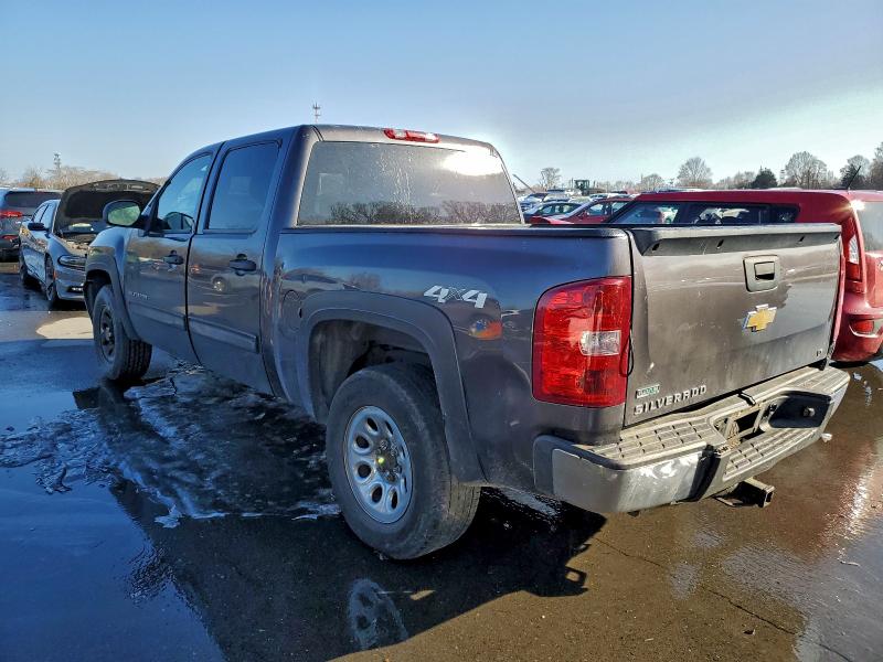 Photo 2 from auction – 2011 CHEVROLET SILVERADO with VIN 3GCPKSEA5BG105802
