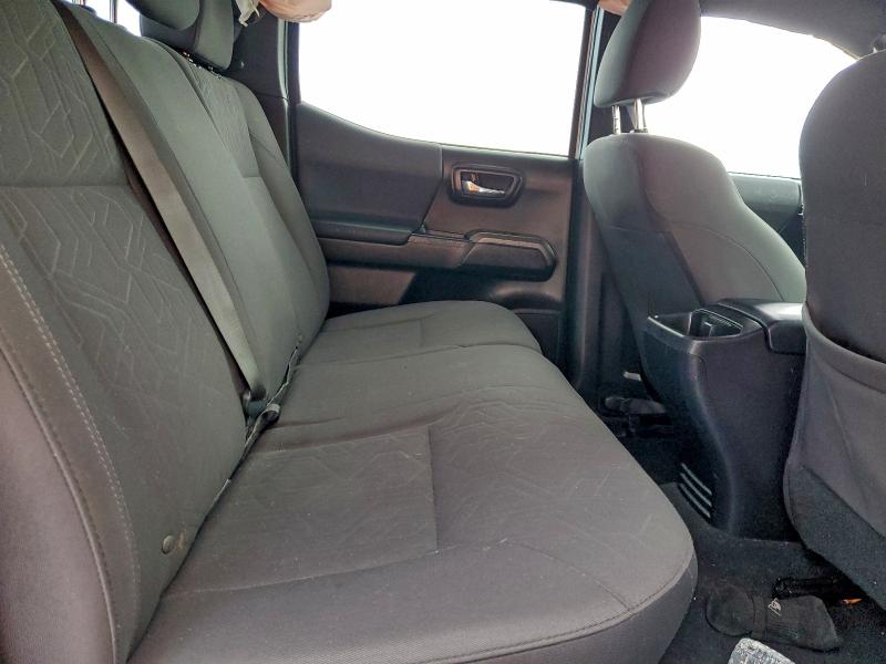 Photo 10 from auction – 2018 TOYOTA TACOMA DOU with VIN 3TMAZ5CN3JM063638