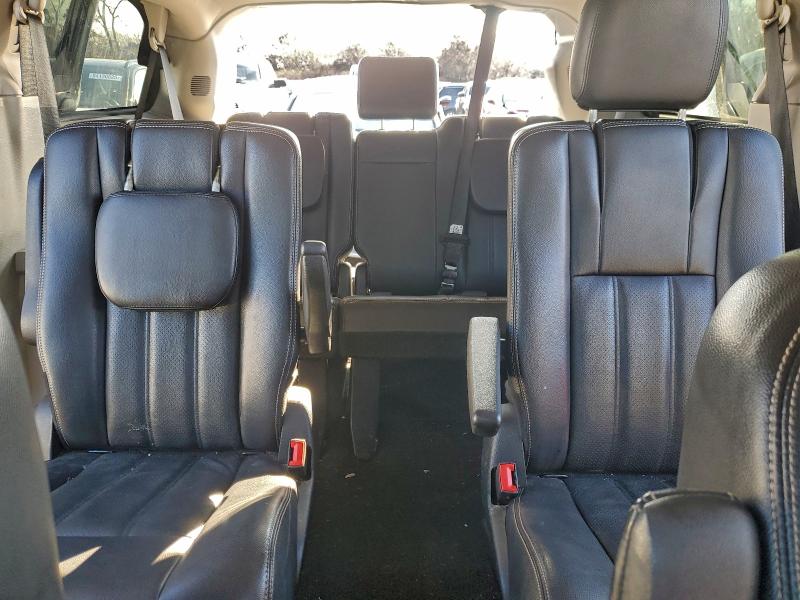 Photo 10 from auction – 2012 CHRYSLER TOWN & COU with VIN 2C4RC1BG5CR413962