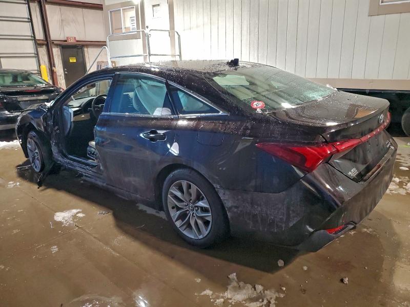Photo 2 from auction – 2020 TOYOTA AVALON with VIN 4T1J21FB4LU014697