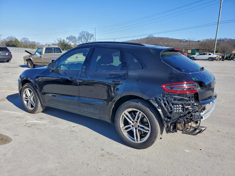 Photo 2 from auction – 2017 PORSCHE MACAN with VIN WP1AB2A55HLB10068