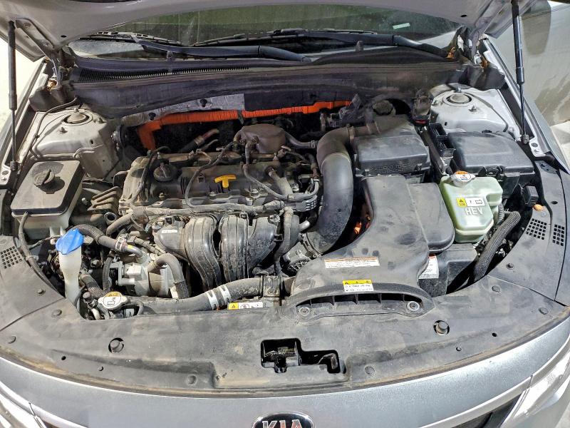 Photo 11 from auction – 2017 KIA OPTIMA with VIN KNAGV4LD8H5008963