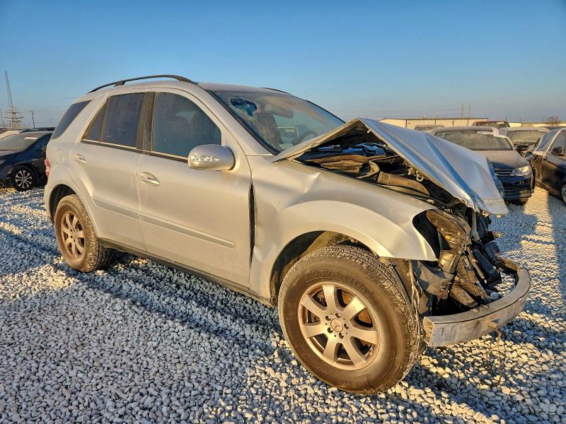 Photo 4 from auction – 2007 MERCEDES-BENZ ML 350 with VIN 4JGBB86E07A239231