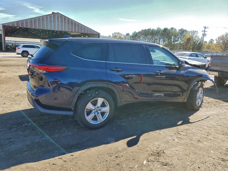Photo 3 from auction – 2020 TOYOTA HIGHLANDER with VIN 5TDCZRAH5LS509336