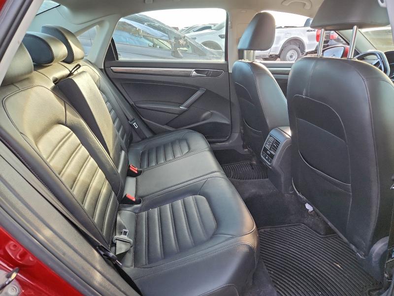 Photo 10 from auction – 2016 VOLKSWAGEN PASSAT with VIN 1VWCT7A33GC055280