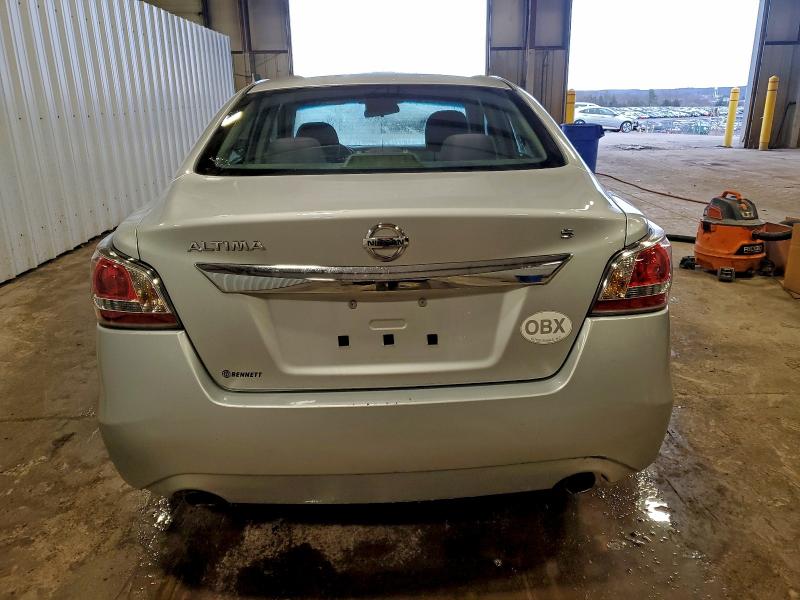 Photo 6 from auction – 2015 NISSAN ALTIMA 2.5 with VIN 1N4AL3AP2FN381554