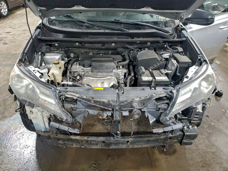Photo 12 from auction – 2015 TOYOTA RAV4 LE with VIN 2T3ZFREV0FW219916