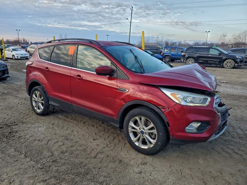 صورة رقم 4 من المزاد - 2017 FORD ESCAPE مع VIN 1FMCU9G96HUD38173