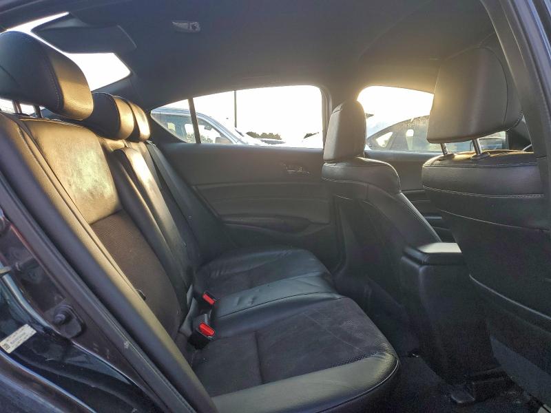 Photo 10 from auction – 2016 ACURA ILX with VIN 19UDE2F87GA014561