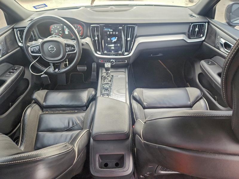 Photo 8 from auction – 2019 VOLVO S60 with VIN 7JR102FM3KG007191