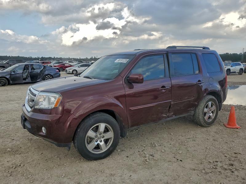 HONDA PILOT EXL 2011 with VIN 5FNYF3H50BB007098 - Photo from auction