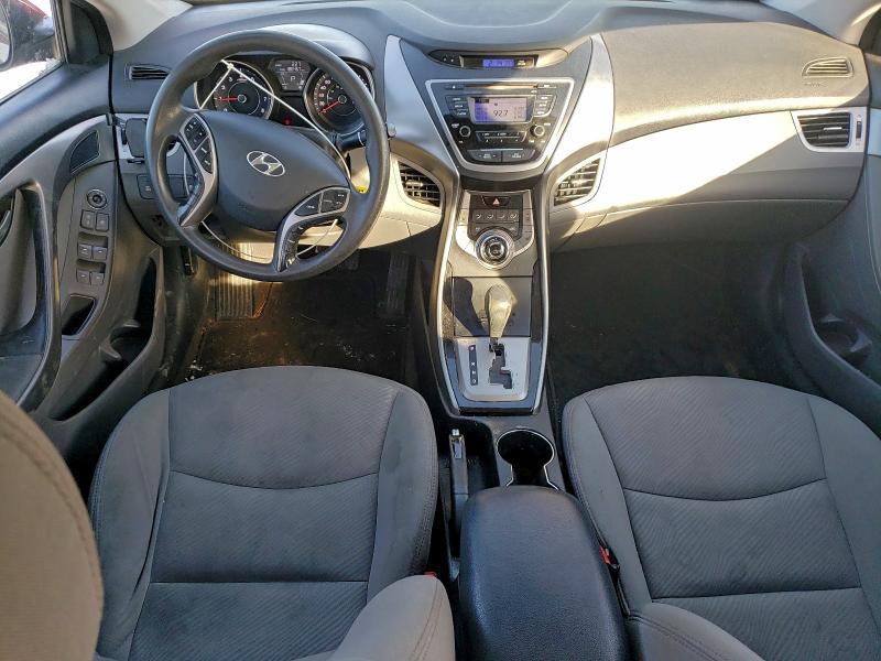 Photo 8 from auction – 2013 HYUNDAI ELANTRA GL with VIN 5NPDH4AE2DH446512