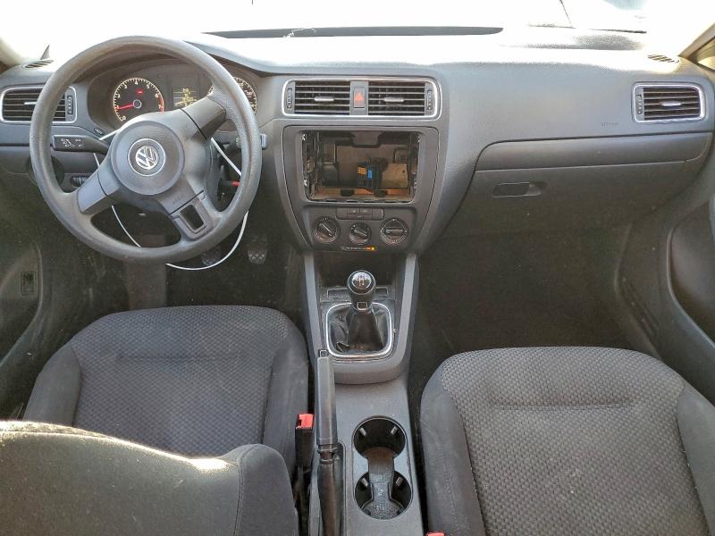 Photo 8 from auction – 2013 VOLKSWAGEN JETTA BASE with VIN 3VW1K7AJ5DM221690