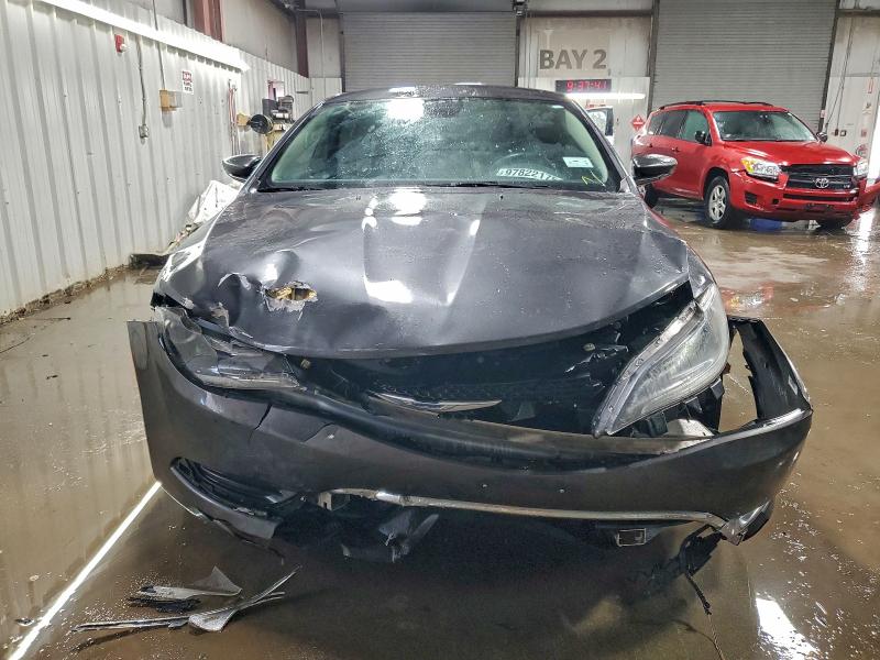 Photo 5 from auction – 2017 CHRYSLER 200 with VIN 1C3CCCAB3HN500369