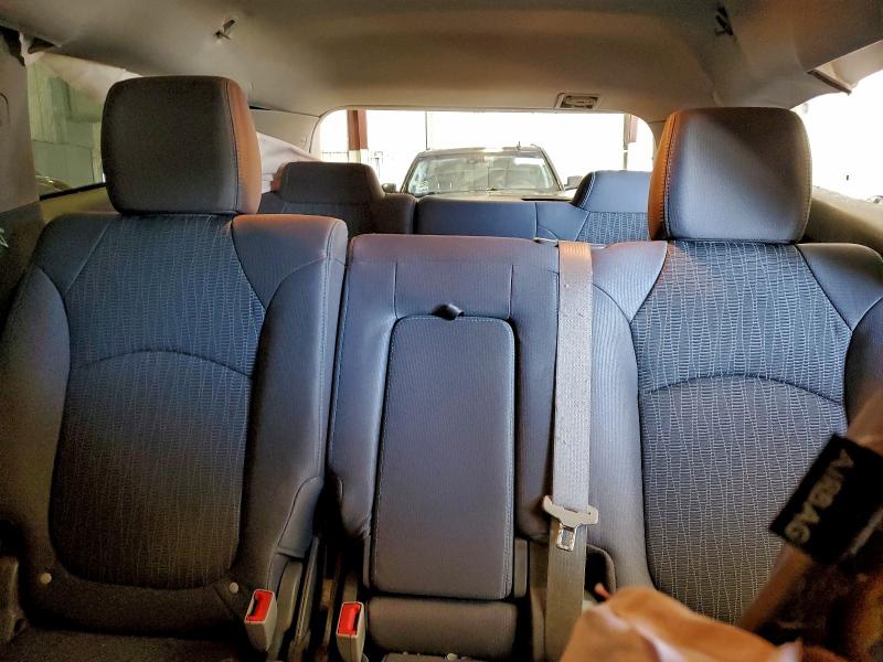 Photo 10 from auction – 2016 CHEVROLET TRAVERSE L with VIN 1GNKVGKD6GJ118388