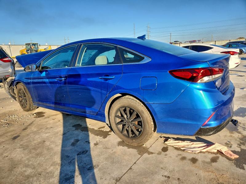 Photo 2 from auction – 2019 HYUNDAI SONATA SE with VIN 5NPE24AF3KH776266