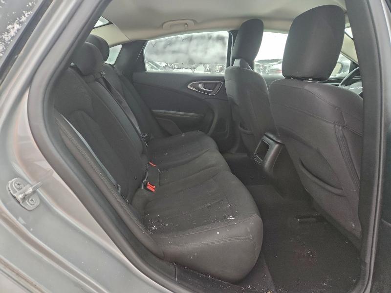 Photo 10 from auction – 2015 CHRYSLER 200 with VIN 1C3CCCAB1FN503607
