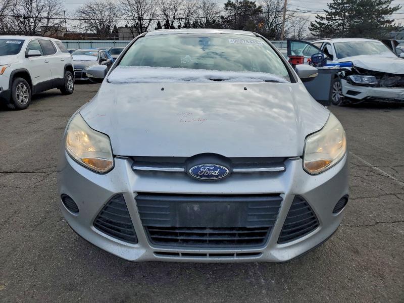 Photo 5 from auction – 2014 FORD FOCUS SE with VIN 1FADP3K29EL177753