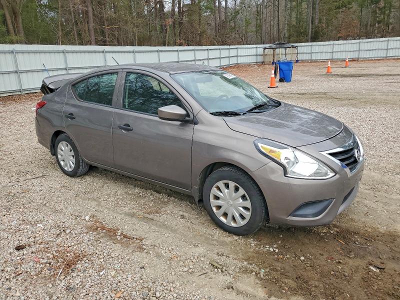 Photo 4 from auction – 2017 NISSAN VERSA S with VIN 3N1CN7AP7HL820127