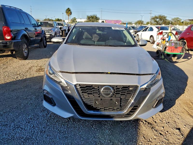 Photo 5 from auction – 2022 NISSAN ALTIMA with VIN 1N4BL4DV7NN334393