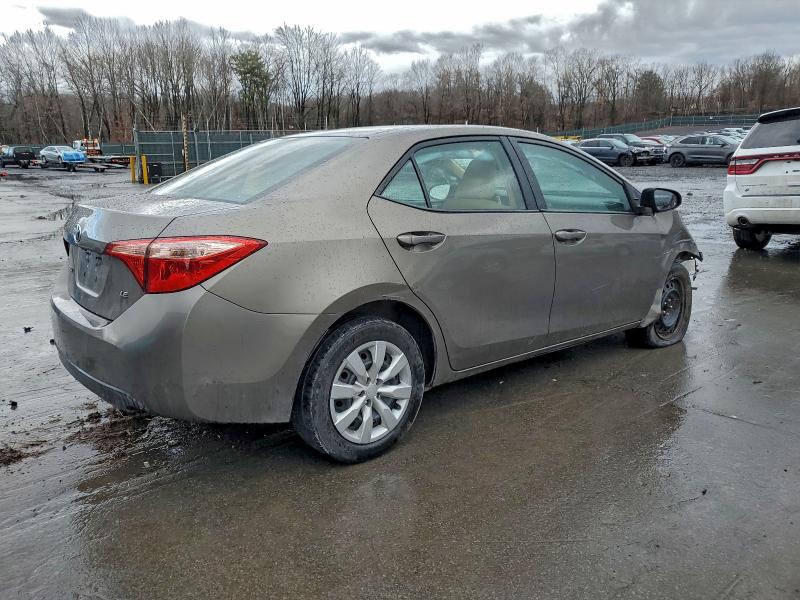 Photo 3 from auction – 2017 TOYOTA COROLLA with VIN 2T1BURHE9HC939862