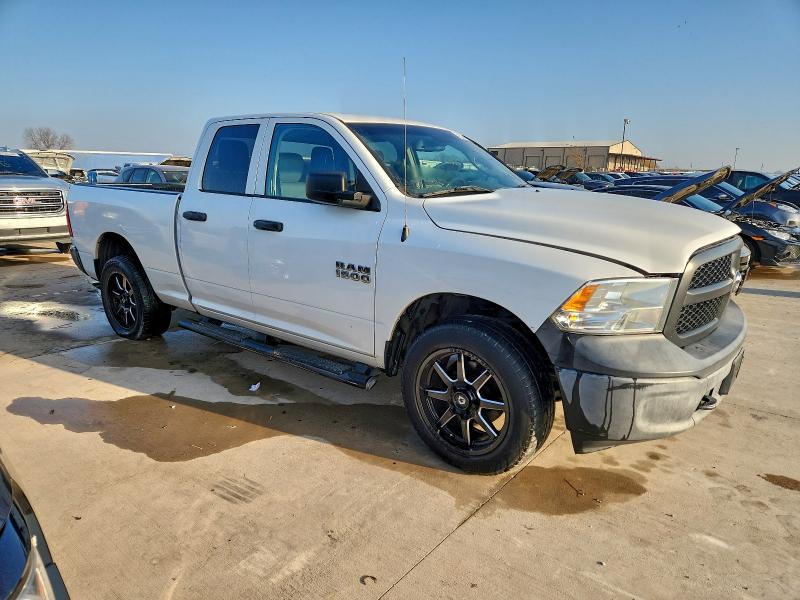 Photo 4 from auction – 2018 RAM 1500 ST with VIN 1C6RR7FG3JS331758