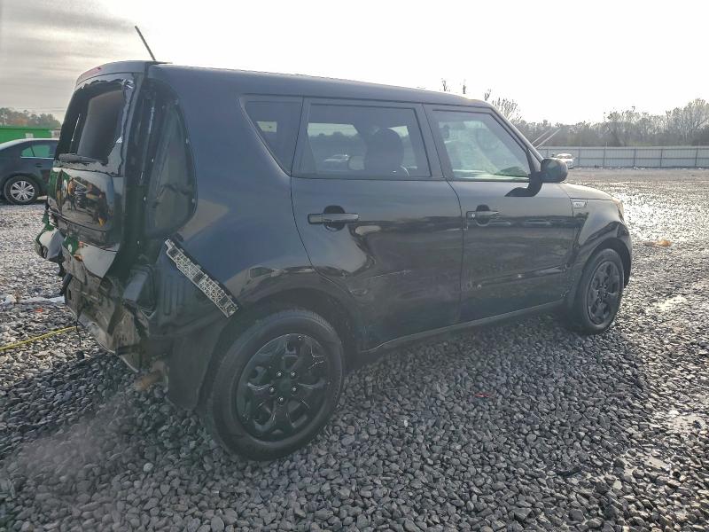 Photo 3 from auction – 2015 KIA SOUL with VIN KNDJN2A26F7218851