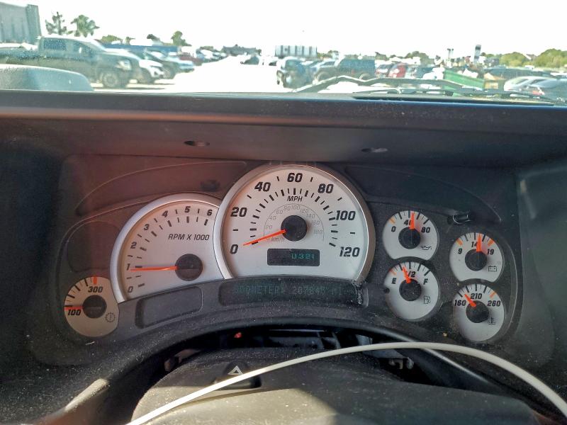 Foto 9 de la subasta – 2003 HUMMER H2 con VIN 5GRGN23U83H134219