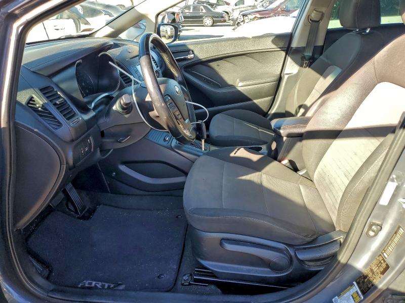 Photo 7 from auction – 2014 KIA FORTE EX with VIN KNAFX4A88E5202433