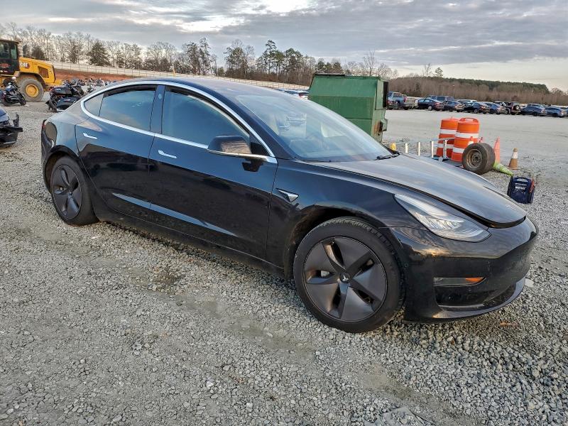 Photo 4 from auction – 2018 TESLA MODEL 3 with VIN 5YJ3E1EB2JF118617