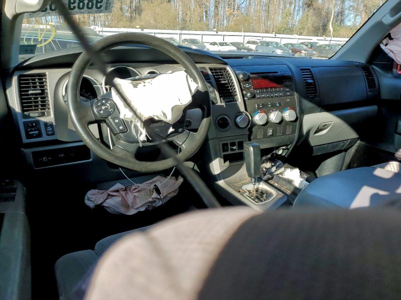 Photo 8 from auction – 2011 TOYOTA TUN CRMAX with VIN 5TFUM5F18BX016878