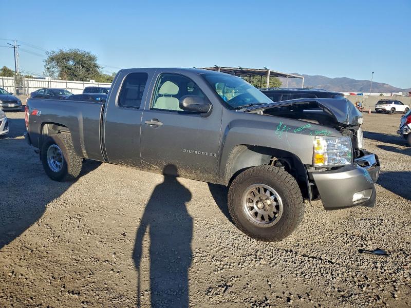 Photo 4 from auction – 2009 CHEVROLET SILVERADO with VIN 1GCEK29009Z136765