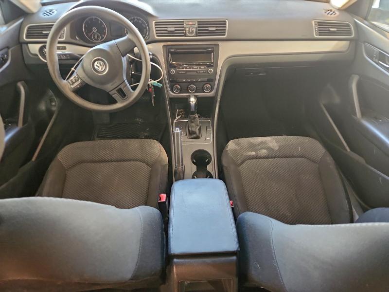 Photo 8 from auction – 2014 VOLKSWAGEN PASSAT S with VIN 1VWAP7A32EC022392