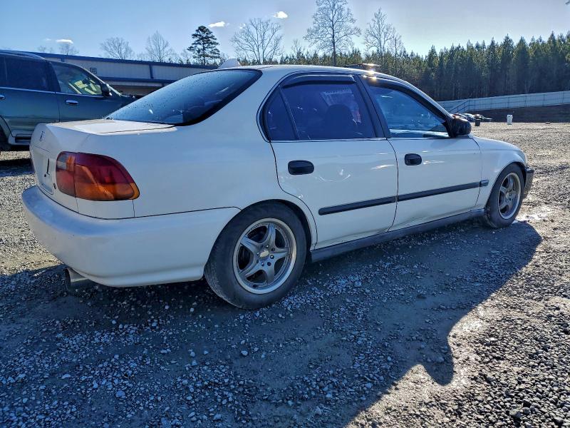Photo 3 from auction – 1998 HONDA CIVIC LX with VIN 2HGEJ6677WH520082