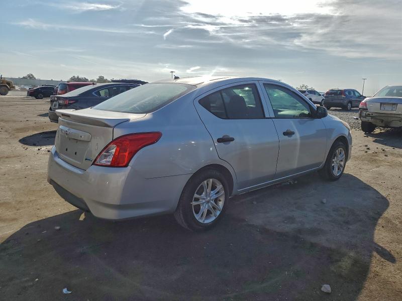 Фото 3 с аукциона – 2015 NISSAN VERSA S с VIN 3N1CN7AP1FL913769