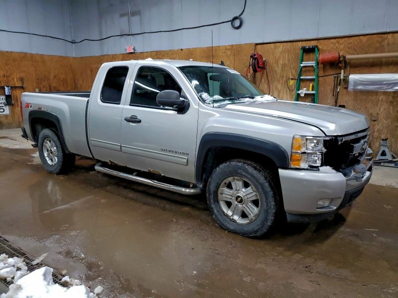 Photo 4 from auction – 2010 CHEVROLET SILVERADO with VIN 1GCSKSE35AZ211516