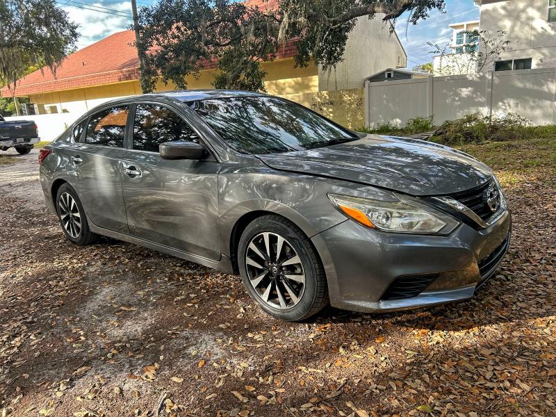 NISSAN ALTIMA 2.5 2018 with VIN 1N4AL3AP2JC121174 - Photo from auction