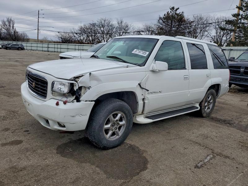 Photo 1 from auction – 2000 CADILLAC ESCALADE with VIN 1GYEK13R0YR135304