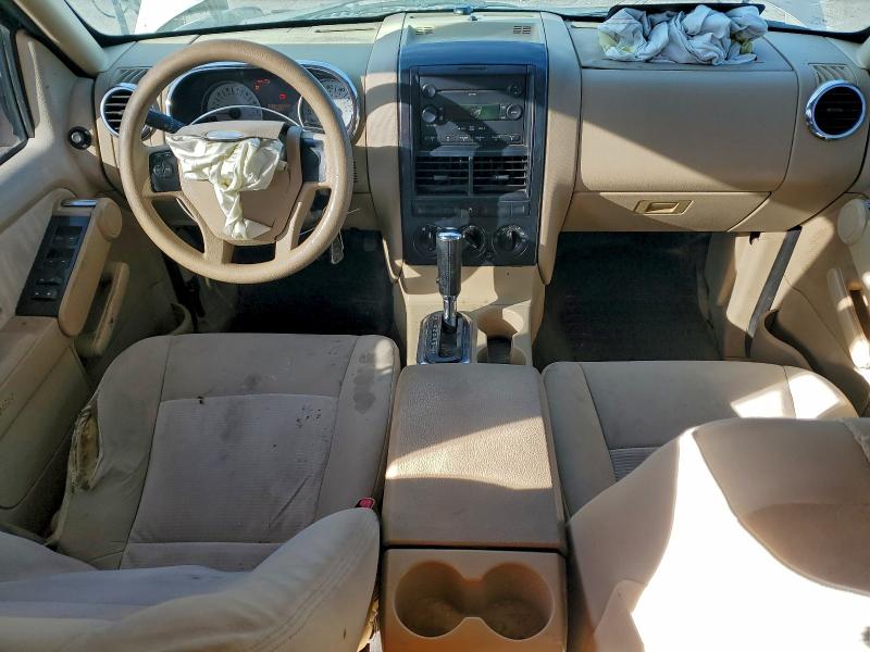 Photo 8 from auction – 2007 FORD EXPLORER S with VIN 1FMEU31K77UA06002