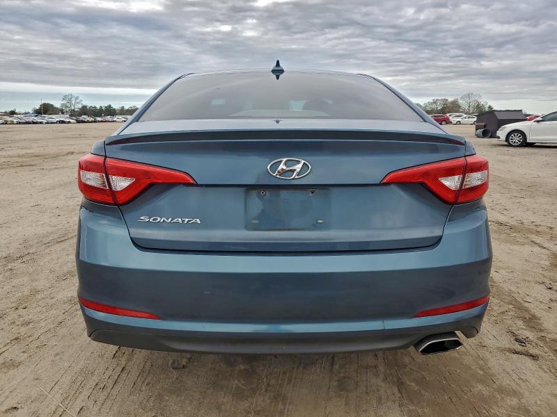 Photo 6 from auction – 2015 HYUNDAI SONATA SE with VIN 5NPE24AF2FH241676