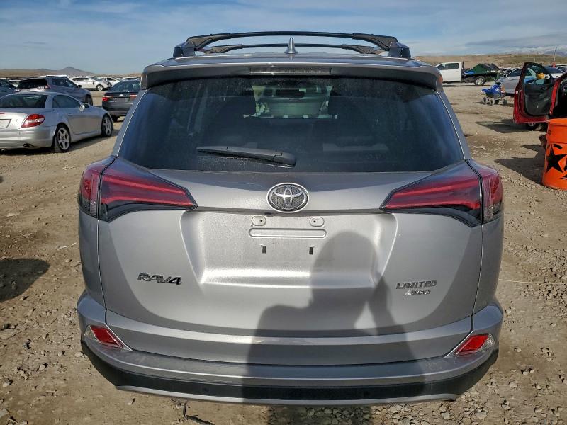Photo 6 from auction – 2017 TOYOTA RAV4 LIMIT with VIN 2T3DFREV7HW558864